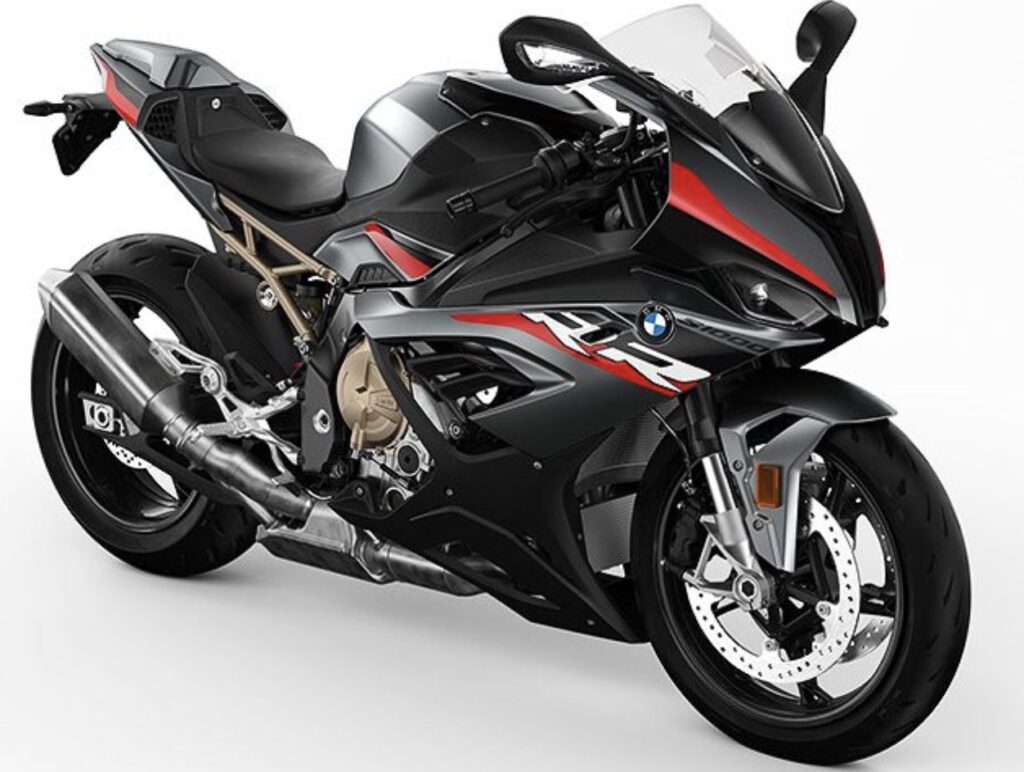 BMWバイクに乗って後悔した人のリアルな声とは