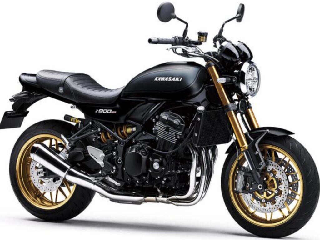 【最新版】Z900RS人気カラーランキング|買って後悔しない色とは
